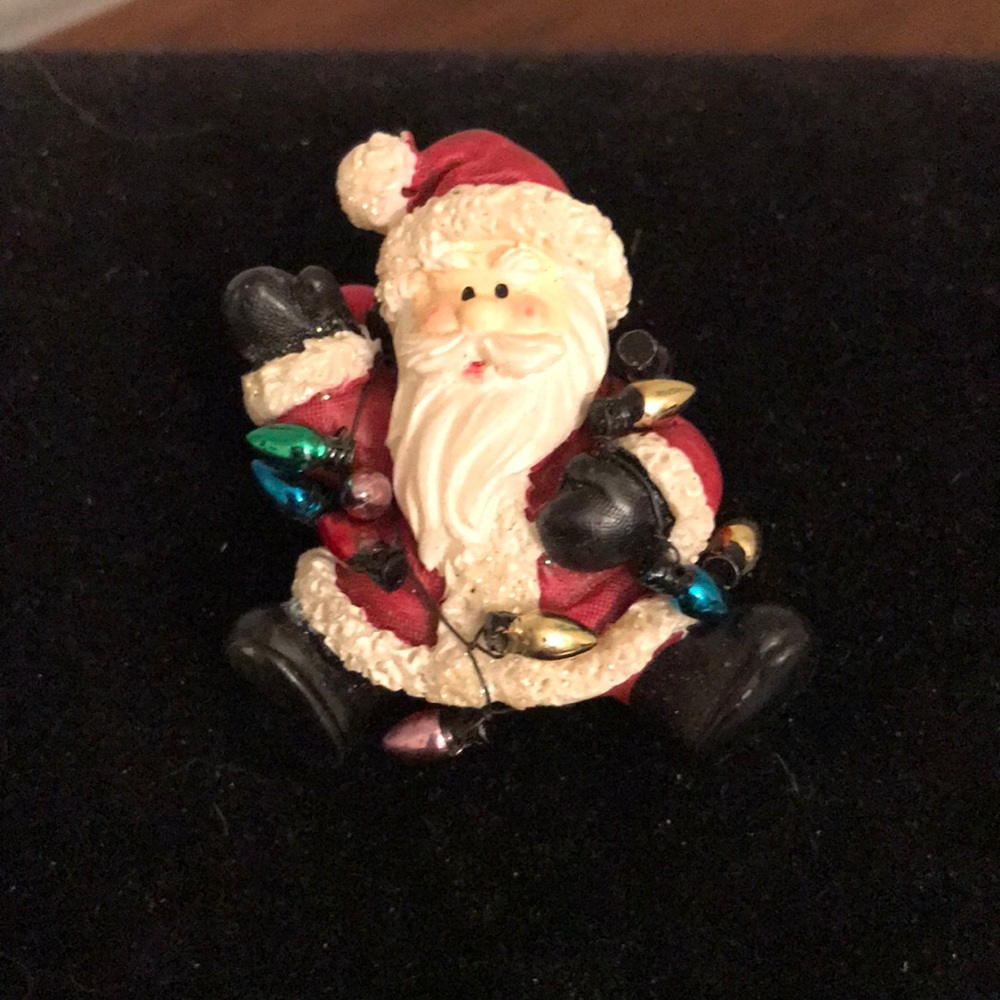 Santa Pin